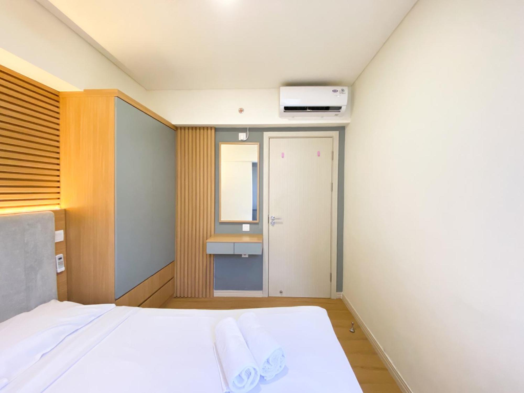 Comfort Living And Warm 3Br At Meikarta Apartment By Travelio Cikarang Exterior photo