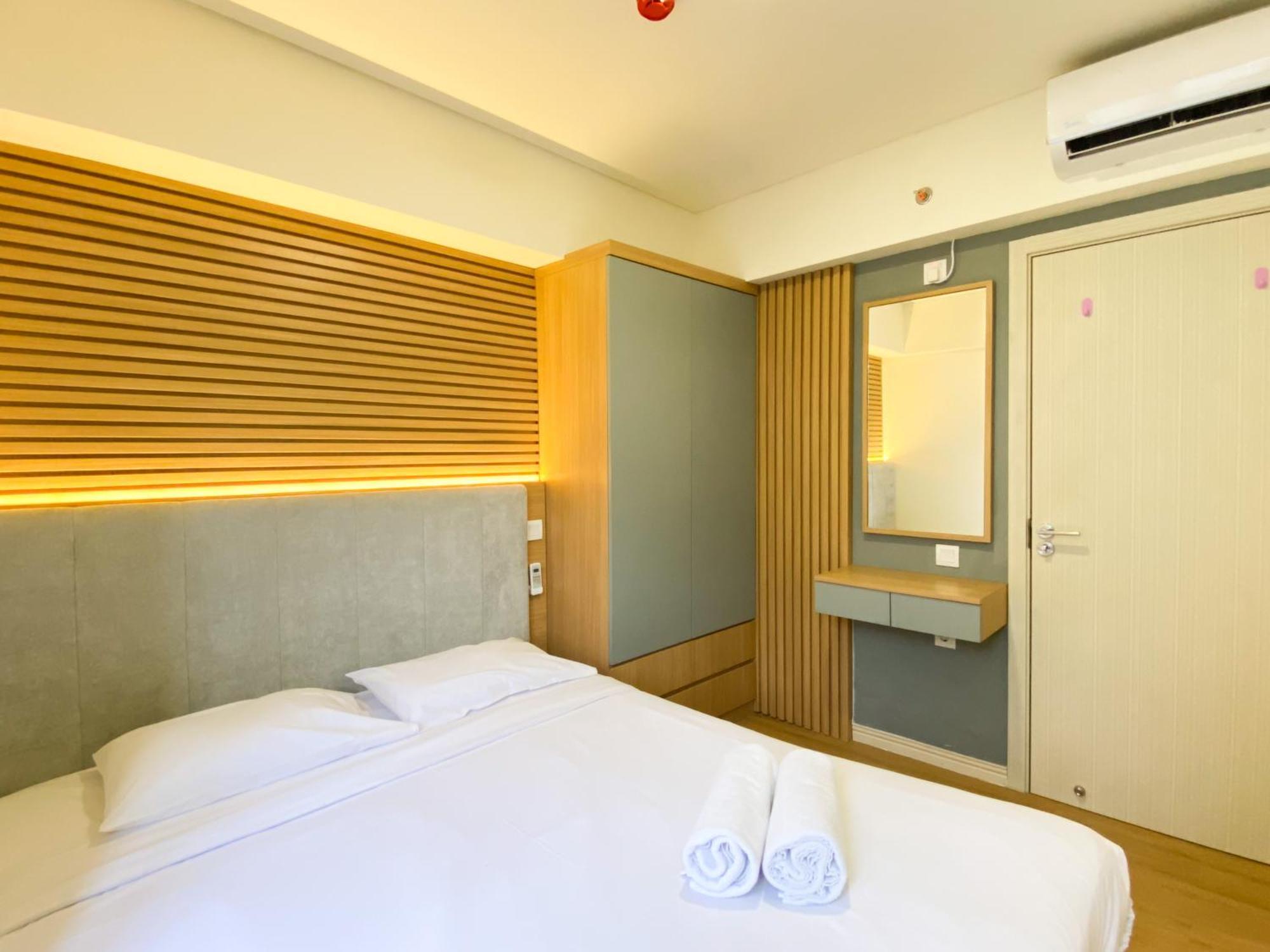 Comfort Living And Warm 3Br At Meikarta Apartment By Travelio Cikarang Exterior photo